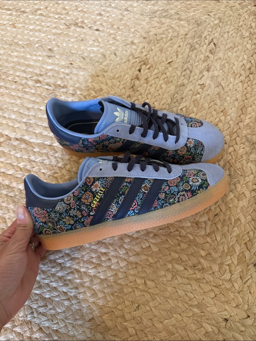 adidas Kids Floral Navy and Light Blue Gazelle Sneakers size 6/ women’s 8